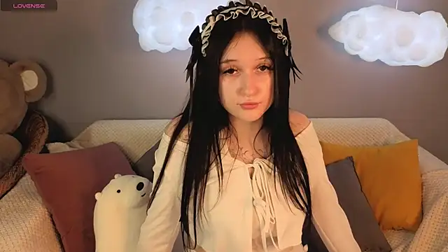 Snapshot of Emma-Blissa chatting on 25, 6, 2026 Emma-Blissa online show from 25, 6, 2026