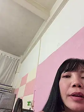 Snapshot of qinqin520 chatting on 17, 7, 2026 qinqin520 online show from 17, 7, 2026
