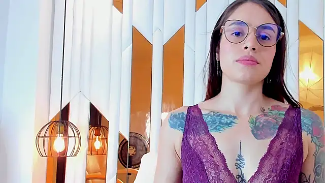 ValeryMontenegro online show from 3, 6, 2026