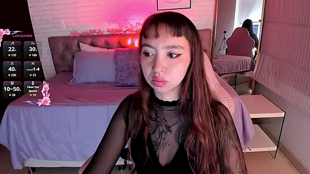Scarlett  Cooper  1 online show from 1, 6, 2026