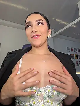  Kimberlyclars online show from 27, 5, 2026