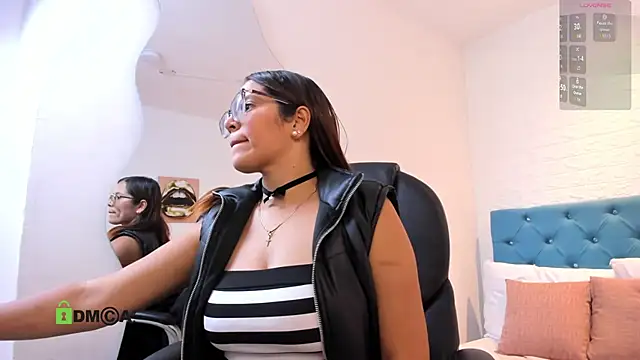 zairawatson online show from 13, 7, 2026
