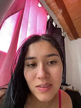 Snapshot of adaira31 chatting on 20, 7, 2026 adaira31 online show from 20, 7, 2026