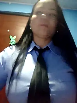 MONSERRAT ETHAN online show from 18, 6, 2026