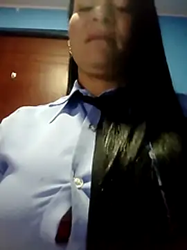 MONSERRAT ETHAN online show from 23, 6, 2026