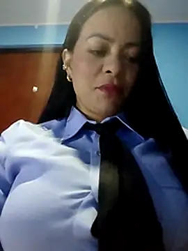 MONSERRAT ETHAN online show from 29, 6, 2026