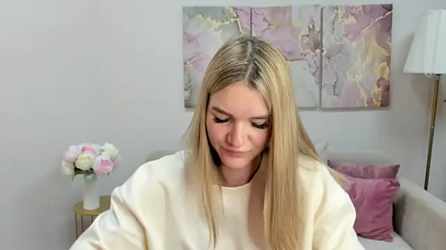 RoxyReignn online show from 21, 7, 2026