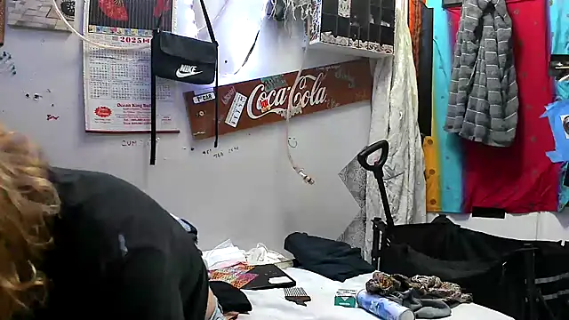 Snapshot of VanillaSnowcones chatting on 19, 7, 2026 VanillaSnowcones online show from 19, 7, 2026