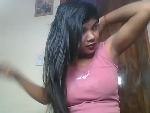 Snapshot of naromi_3563 chatting on 2, 7, 2026 naromi 3563 online show from 2, 7, 2026