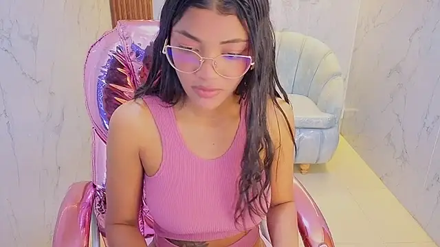 valentina gomez s online show from 26, 5, 2026