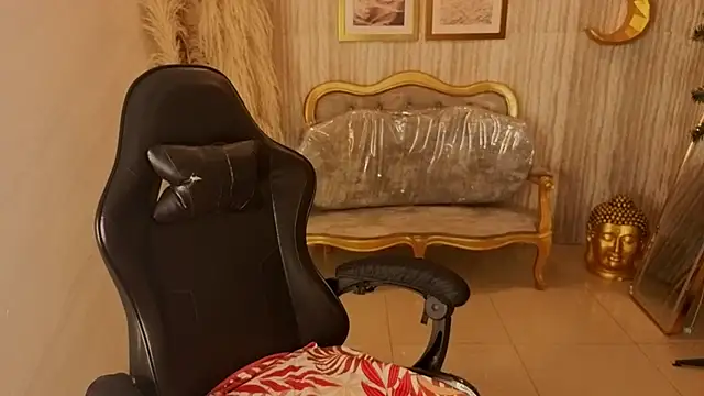 valentina gomez s online show from 15, 7, 2026