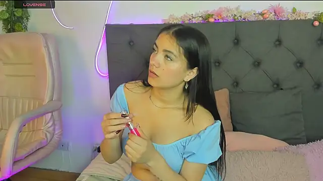 Zoe Queens online show from 22, 7, 2026