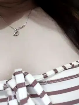 YoenLyy online show from 3, 6, 2026