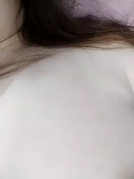 YoenLyy online show from 11, 6, 2026