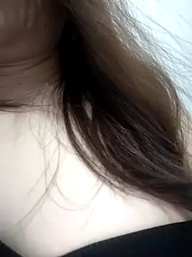 YoenLyy online show from 5, 7, 2026