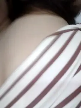 YoenLyy online show from 9, 7, 2026
