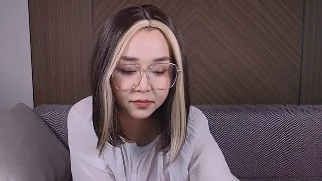 louisa kim online show from 26, 5, 2026