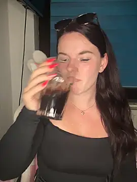 SecretSarah online show from 2, 6, 2026