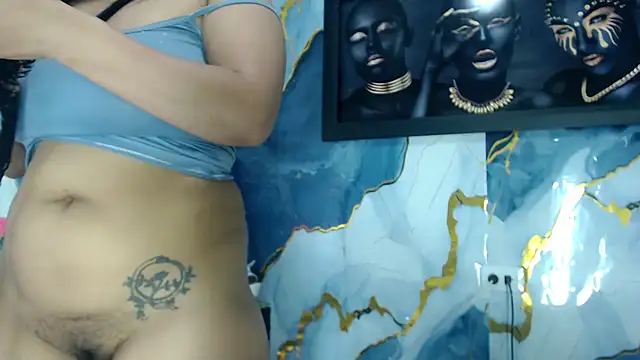 Yasmine Tapias online show from 17, 7, 2026