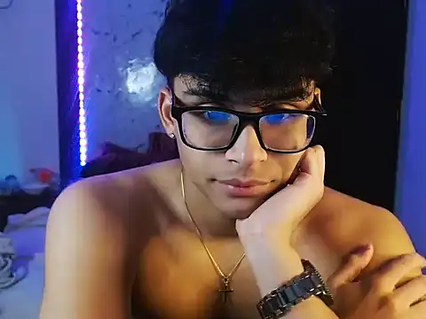 Mr yisuzz online show from 30, 5, 2026