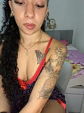 Sereia camgirl online show from 27, 5, 2026