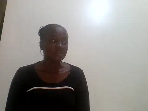 Snapshot of Ebonylouisa chatting on 17, 7, 2026 Ebonylouisa online show from 17, 7, 2026