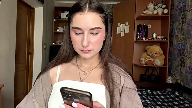 HoneyKittyk online show from 3, 6, 2026