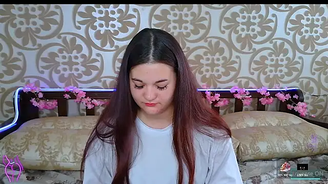 Snapshot of ElisesMuse chatting on 9, 7, 2026 ElisesMuse online show from 9, 7, 2026