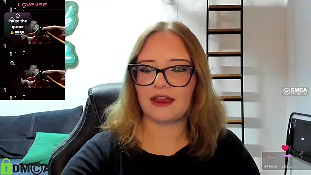 JuliNy x online show from 3, 6, 2026