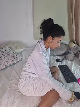 Nadia-Monroe online show from 19, 7, 2026