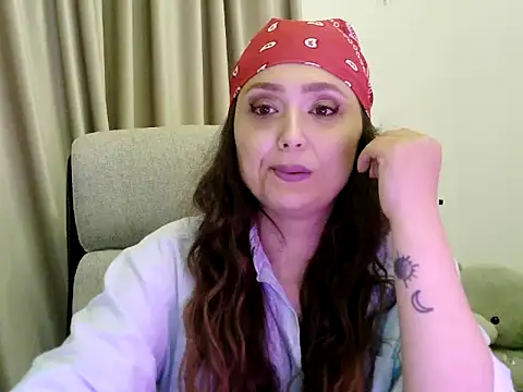 Lola Creolla online show from 2, 6, 2026