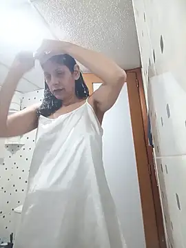 Samantha01 Rosse01 online show from 1, 6, 2026