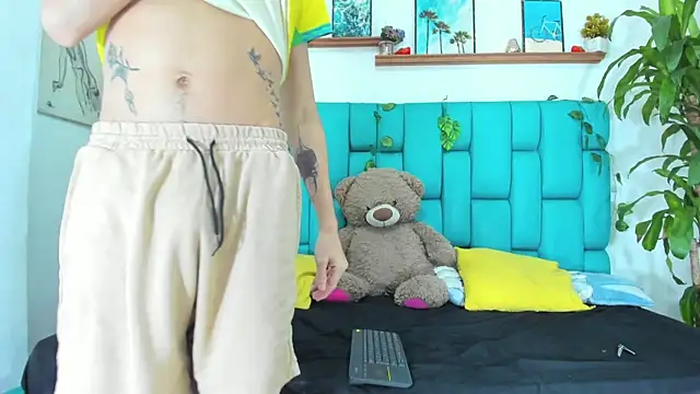 Snapshot of STRANGER_BOYS chatting on 27, 7, 2026 STRANGER BOYS online show from 27, 7, 2026