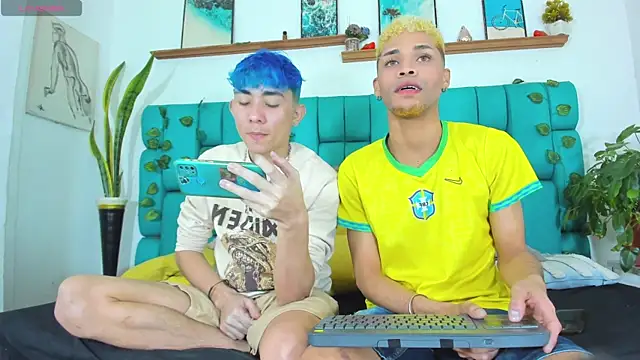 Snapshot of STRANGER_BOYS chatting on 2, 8, 2026 STRANGER BOYS online show from 2, 8, 2026