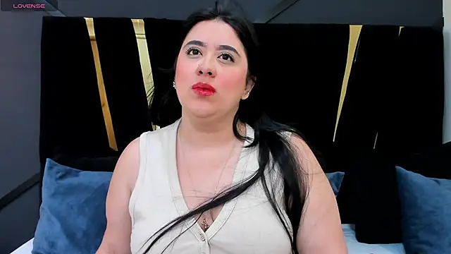 maite graay online show from 11, 6, 2026