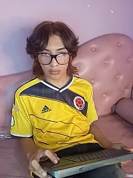 ConnorMontiel online show from 27, 6, 2026