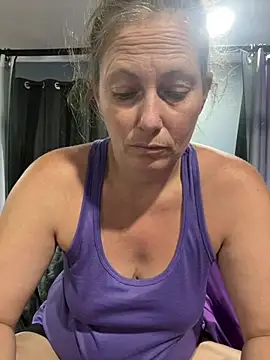 Snapshot of amberhotts2025 chatting on 24, 6, 2026 amberhotts2025 online show from 24, 6, 2026