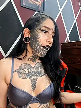 Venom-Luna online show from 4, 6, 2026