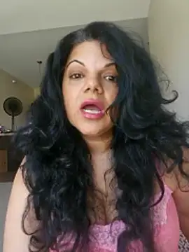 habibiforyou81 online show from 6, 6, 2026