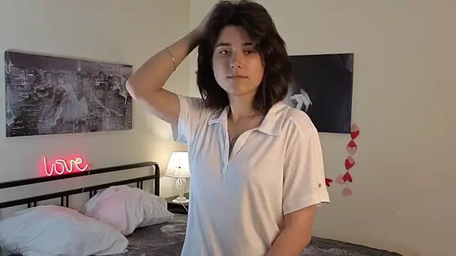 Snapshot of Barbara_Little chatting on 12, 6, 2026 Barbara Little online show from 12, 6, 2026