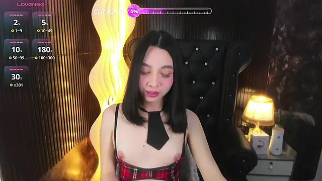 Snapshot of Lia_Hilton1 chatting on 23, 7, 2026 Lia Hilton1 online show from 23, 7, 2026