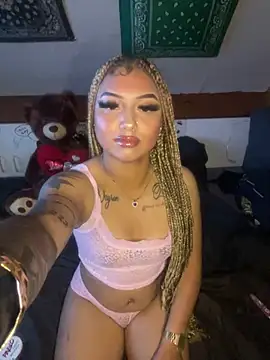 YoungXylena online show from 1, 6, 2026