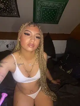 YoungXylena online show from 2, 6, 2026