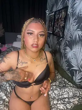 YoungXylena online show from 3, 6, 2026