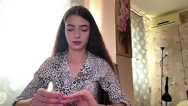 AlvitaBarrett online show from 3, 6, 2026