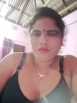 Snapshot of Maya_Vabi chatting on 8, 7, 2026 Maya Vabi online show from 8, 7, 2026
