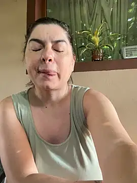 evaxxxcurvyxxx online show from 9, 7, 2026
