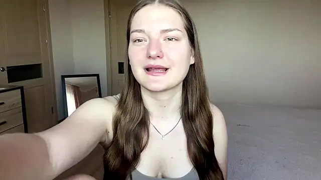 lizzzanatooo online show from 2, 6, 2026