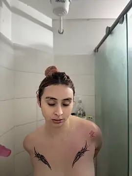Sophia LuxxX online show from 17, 7, 2026