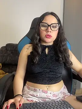 Miiarouse   online show from 2, 6, 2026